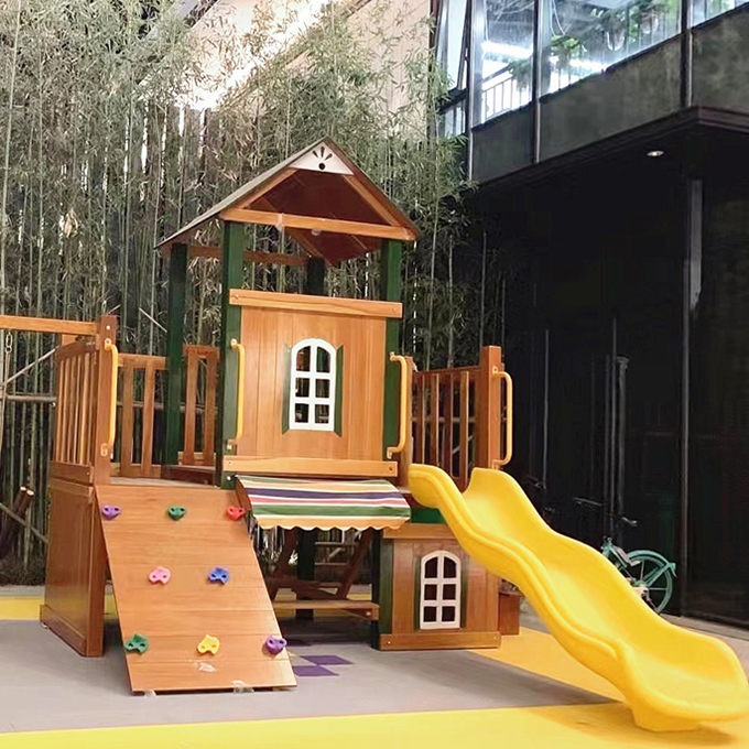 定制幼儿园户外大型木质滑梯组合室外儿童木制攀爬木屋滑滑梯玩具